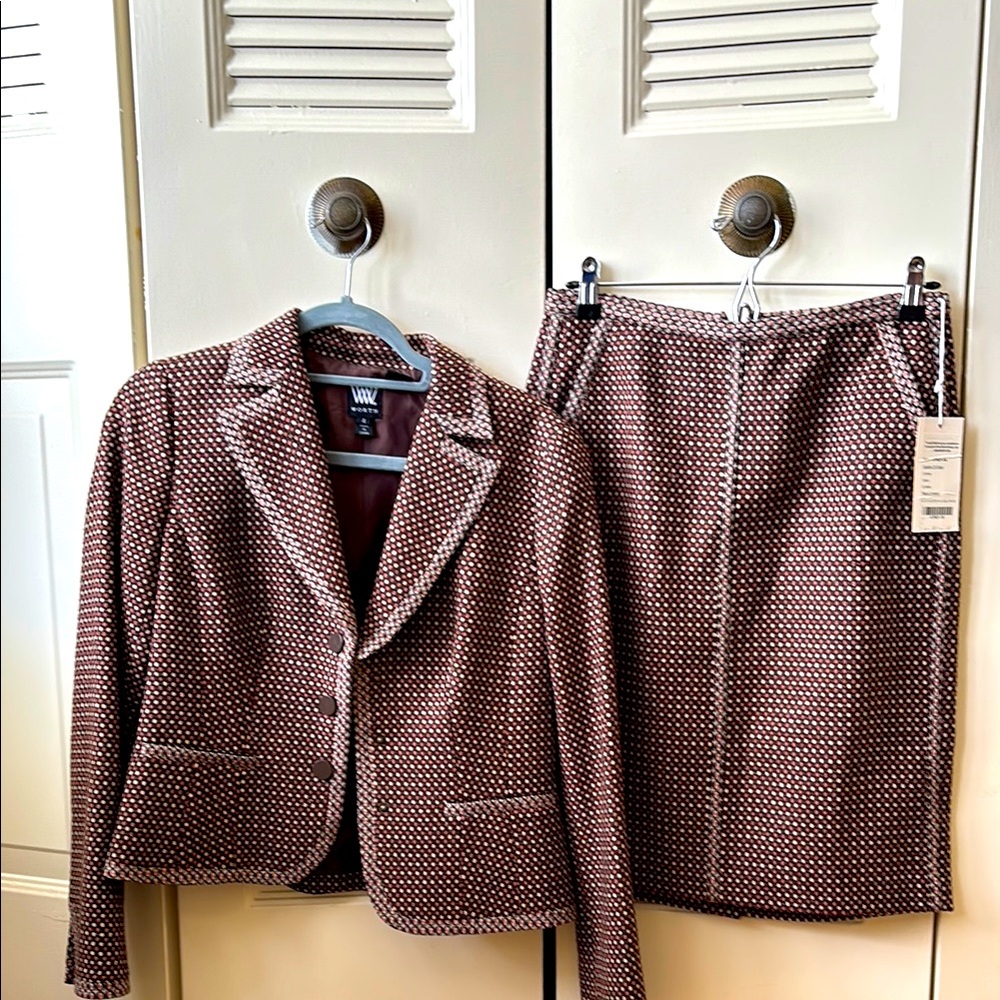 W by Worth Elegant Brown Blazer and Skirt Set